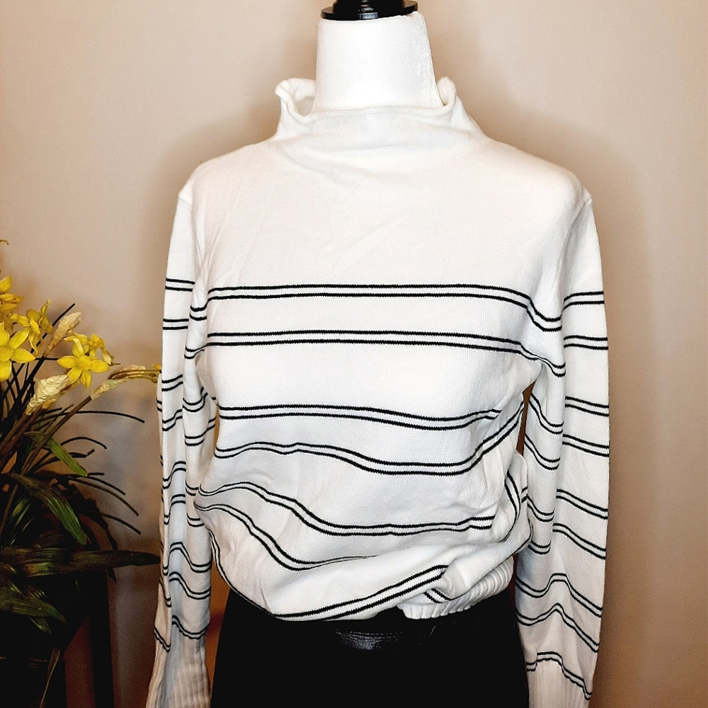 NWT French Connection Turtleneck Sweater